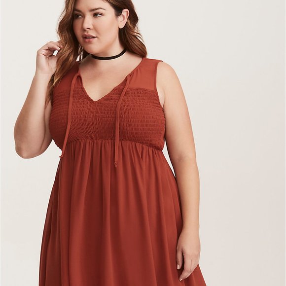 torrid Dresses & Skirts - NEW Torrid 22W /24W Rust Chiffon Smocked DRESS